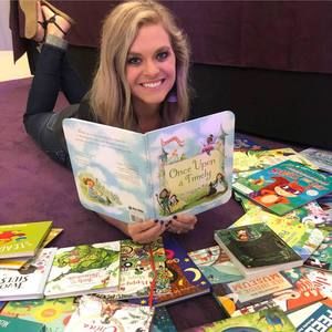 Meet your Posher, Jillian